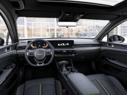 Kia K5 GT DCT FWD 2026