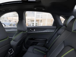 Kia K5 GT DCT FWD 2026