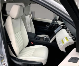 Land Rover Discovery Sport S 4WD 2025