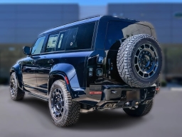 Land Rover Defender OCTA Black 110 P635 2026