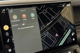 Land Rover Defender OCTA Black 110 P635 2026