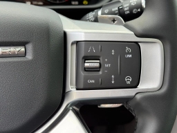 Land Rover Discovery S P300 2025