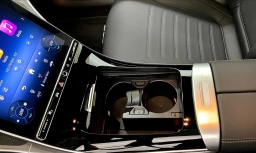 Mercedes-Benz C-Class C 300 4MATIC Sedan 2025