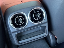 Mercedes-Benz C-Class C 300 4MATIC Sedan 2025