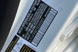 Mercedes-Benz C-Class C 300 4MATIC Sedan 2025