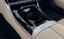 Mercedes-Benz C-Class C 300 4MATIC Sedan 2026