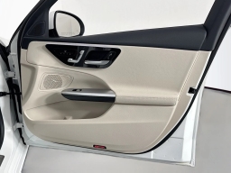 Mercedes-Benz C-Class C 300 4MATIC Sedan 2026