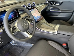Mercedes-Benz C-Class C 300 4MATIC Sedan 2025