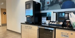 Mercedes-Benz C-Class C 300 4MATIC Sedan 2025