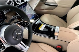 Mercedes-Benz C-Class C 300 4MATIC Sedan 2026