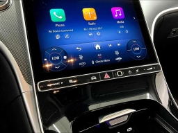 Mercedes-Benz C-Class C 300 4MATIC Sedan 2025