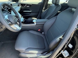 Mercedes-Benz C-Class C 300 4MATIC Sedan 2026