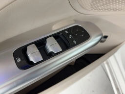 Mercedes-Benz C-Class C 300 4MATIC Sedan 2026