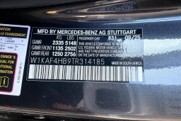 Mercedes-Benz C-Class C 300 4MATIC Sedan 2026