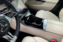 Mercedes-Benz C-Class C 300 4MATIC Sedan 2026