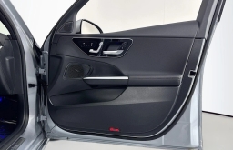 Mercedes-Benz C-Class C 300 4MATIC Sedan 2026