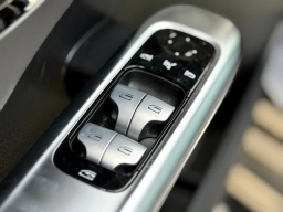 Mercedes-Benz C-Class C 300 4MATIC Sedan 2026