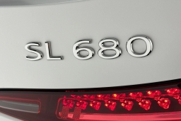 Mercedes-Benz SL Maybach SL 680 Monogram Series Roadster 2026