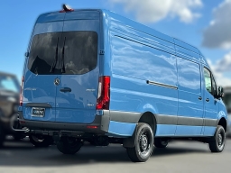 Mercedes-Benz Sprinter Crew Van High Roof 4-Cyl Diesel HO 2500 High Roof I4 Diesel HO 170" AWD 2026