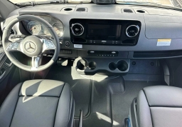 Mercedes-Benz Sprinter Crew Van High Roof 4-Cyl Diesel HO 2500 High Roof I4 Diesel HO 170" AWD 2026