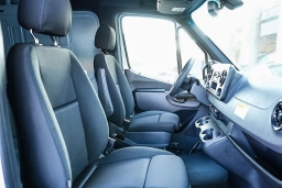 Mercedes-Benz Sprinter Crew Van High Roof 4-Cyl Diesel 2500 High Roof I4 Diesel 170" RWD 2026