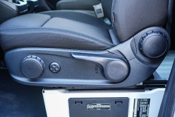 Mercedes-Benz Sprinter Crew Van High Roof 4-Cyl Diesel 2500 High Roof I4 Diesel 170" RWD 2026