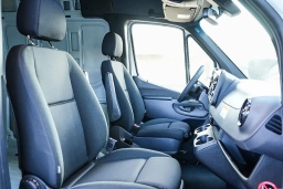 Mercedes-Benz Sprinter Crew Van High Roof 4-Cyl Diesel 2500 High Roof I4 Diesel 170" RWD 2026