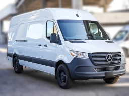 Mercedes-Benz Sprinter Crew Van High Roof 4-Cyl Diesel 2500 High Roof I4 Diesel 170" RWD 2026