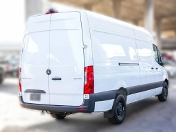 Mercedes-Benz Sprinter Crew Van High Roof 4-Cyl Diesel 2500 High Roof I4 Diesel 170" RWD 2026