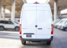 Mercedes-Benz Sprinter Crew Van High Roof 4-Cyl Diesel 2500 High Roof I4 Diesel 170" RWD 2026