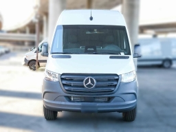 Mercedes-Benz Sprinter Crew Van High Roof 4-Cyl Diesel 2500 High Roof I4 Diesel 170" RWD 2026