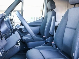 Mercedes-Benz Sprinter Crew Van High Roof 4-Cyl Diesel 2500 High Roof I4 Diesel 170" RWD 2026