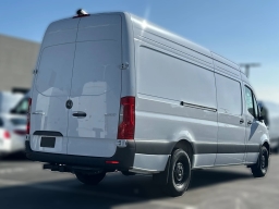 Mercedes-Benz Sprinter Crew Van High Roof 4-Cyl Diesel HO 2500 High Roof I4 Diesel HO 170" RWD 2026