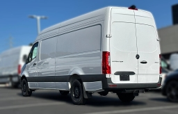 Mercedes-Benz Sprinter Crew Van High Roof 4-Cyl Diesel HO 2500 High Roof I4 Diesel HO 170" RWD 2026