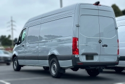 Mercedes-Benz Sprinter Crew Van High Roof 4-Cyl Diesel HO 2500 High Roof I4 Diesel HO 170" RWD 2026