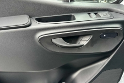 Mercedes-Benz Sprinter Crew Van High Roof 4-Cyl Diesel HO 2500 High Roof I4 Diesel HO 170" RWD 2026