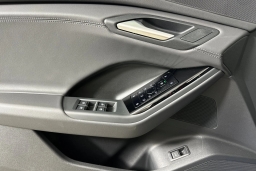 Audi Q6 e-tron Premium quattro 2025