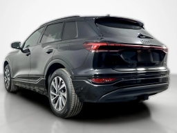 Audi Q6 e-tron Premium quattro 2025