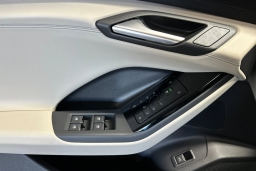 Audi Q6 e-tron Premium quattro 2025