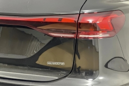 Audi Q6 e-tron Premium quattro 2025