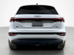 Audi Q6 e-tron Premium quattro 2025