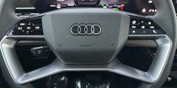 Audi Q6 e-tron Premium quattro 2025
