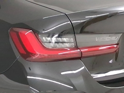 BMW 3 Series 330i Sedan 2026