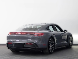 Porsche Taycan 4 AWD 2026