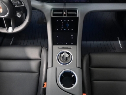 Porsche Taycan 4 AWD 2026