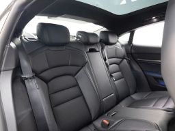 Porsche Taycan 4 AWD 2026