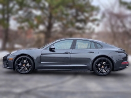 Porsche Panamera Base RWD 2026