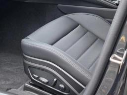 Porsche Panamera Base RWD 2026