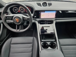 Porsche Panamera Base RWD 2026