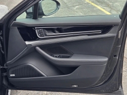 Porsche Panamera Base RWD 2026